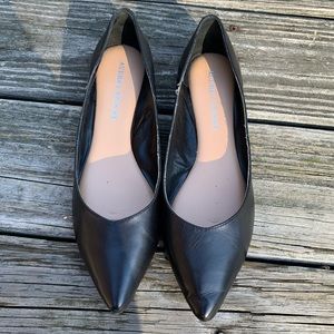 Black ballet flats